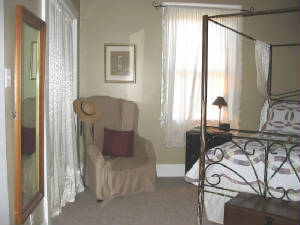 bedroom2.jpg